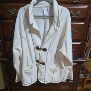 Women's Cream Jacket with Toggle Closure